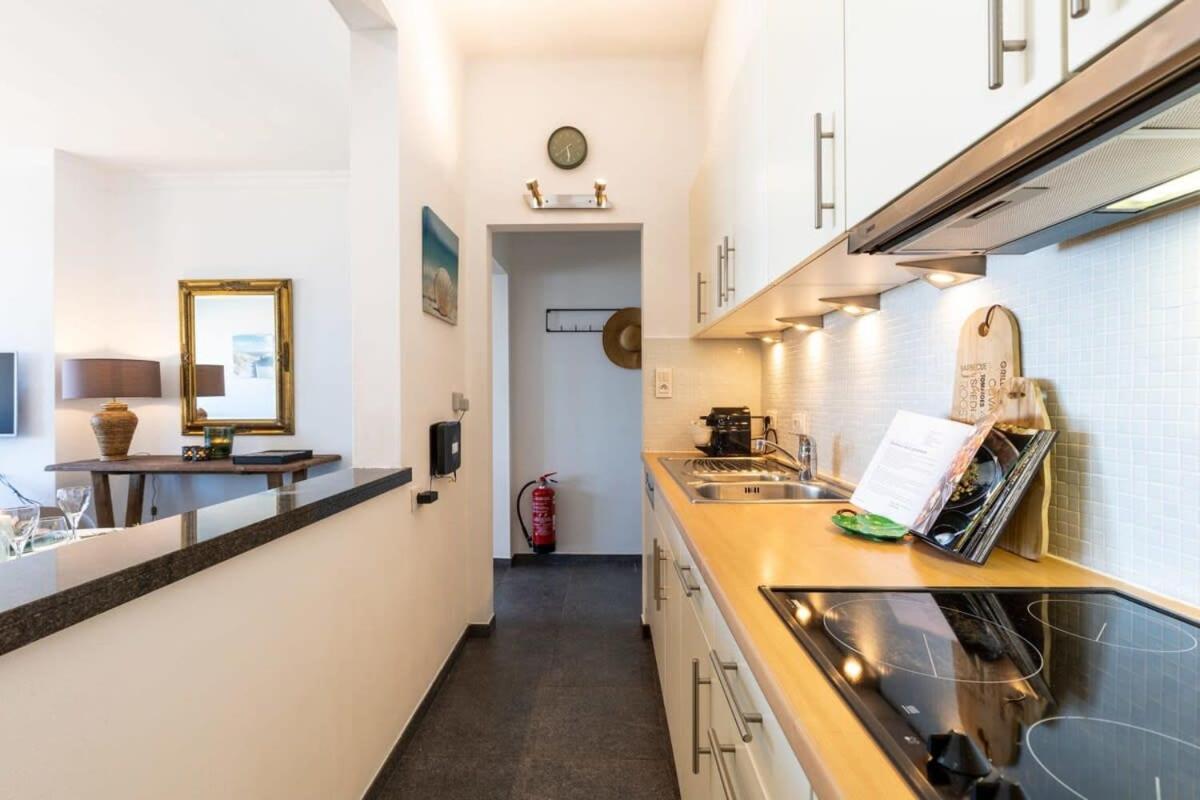 Huswell - Beautiful Spacious Studio With Frontal Sea View Knokke-Heist Εξωτερικό φωτογραφία